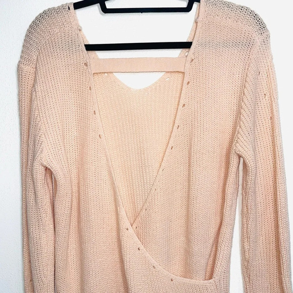 Love by Design Light Pink V-neck Wrap Open Back Knit Sweater Medium Women’s - Picture 6 of 10